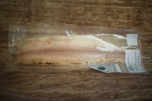 filet de féra fumée à chaud lac Léman  